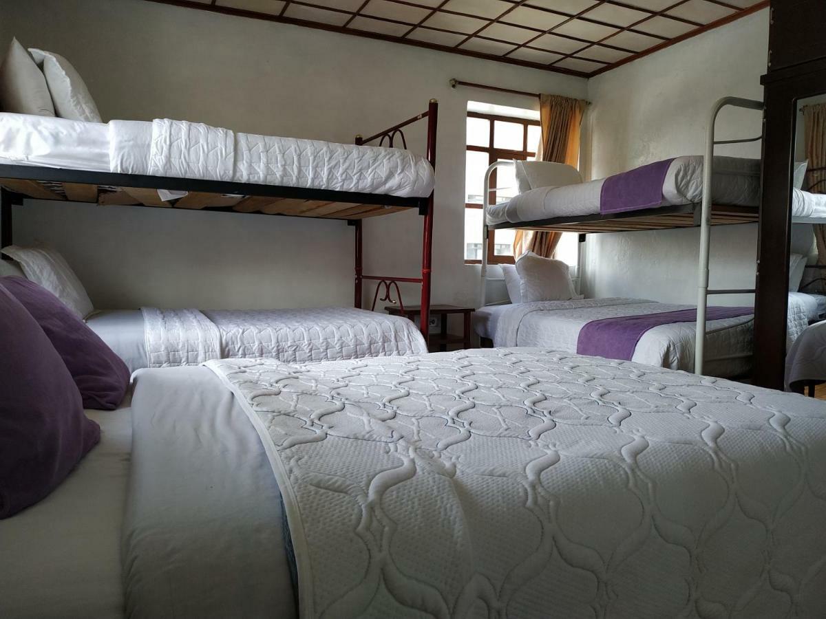 Aleida'S Hostal Puembo Buitenkant foto