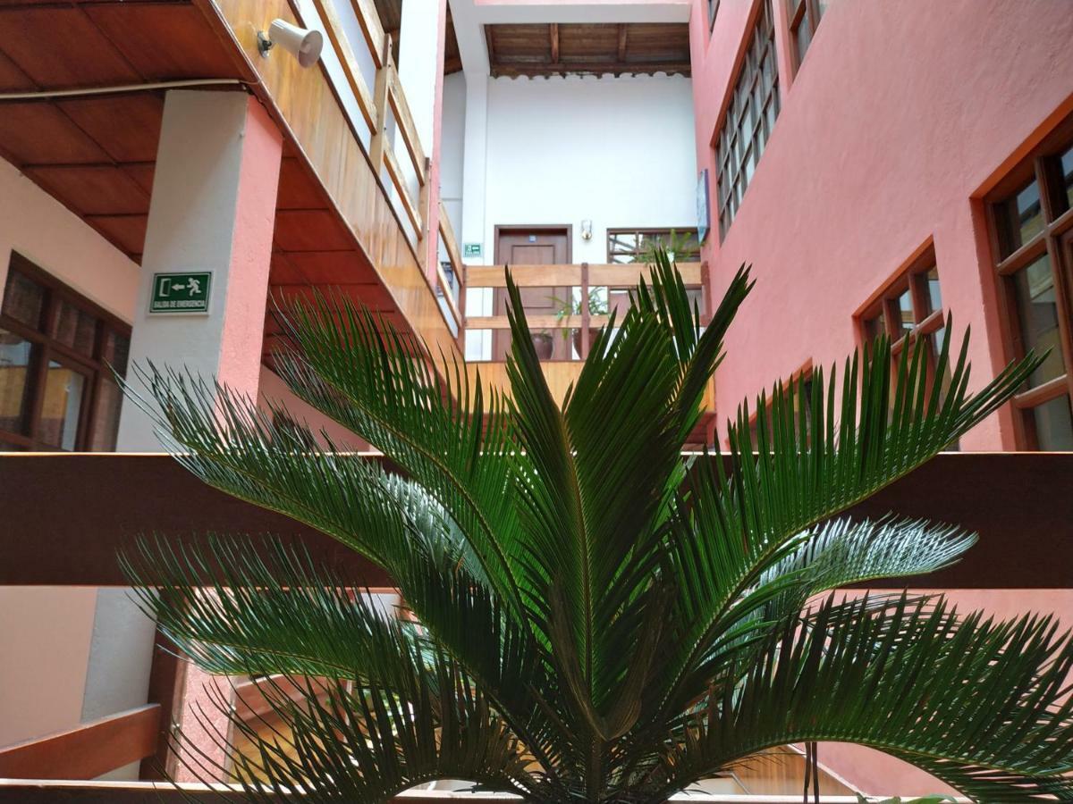 Aleida'S Hostal Puembo Buitenkant foto