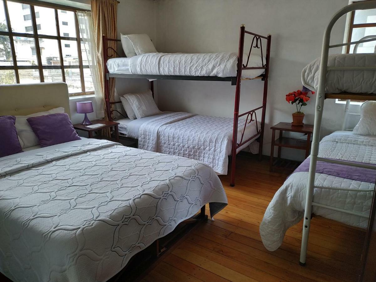 Aleida'S Hostal Puembo Buitenkant foto